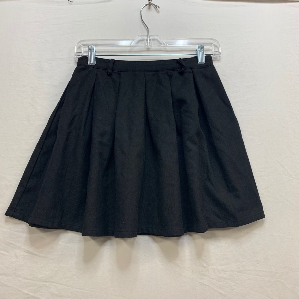 Hot‎ Topic Black Pleated Mini Skirt Schoolgirl Goth Punk XS